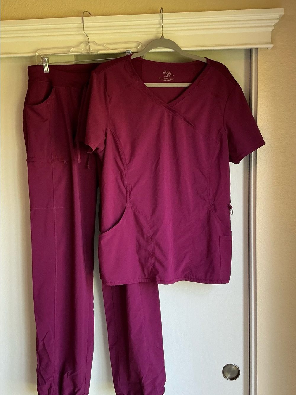 Women's V-Neck Scrub Set in Berry